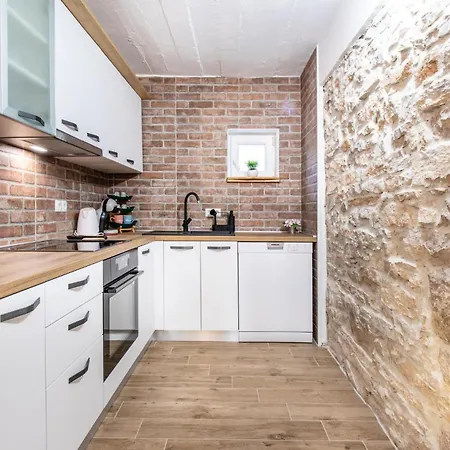 Apartment Amazing In With Wi-fi